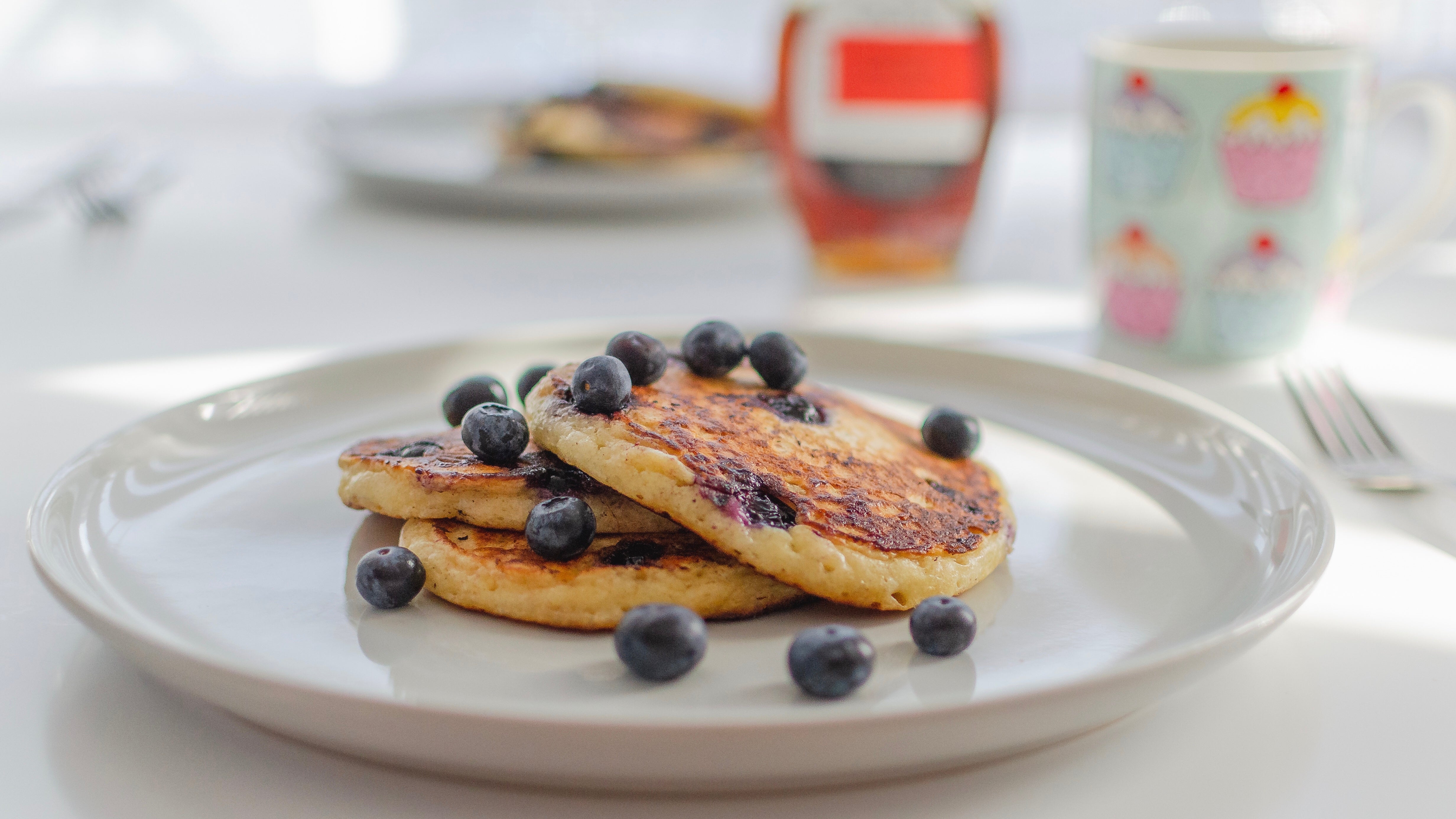 Blueberry & Buttermilk Pancakes Recipe – SimplyCakeCraft